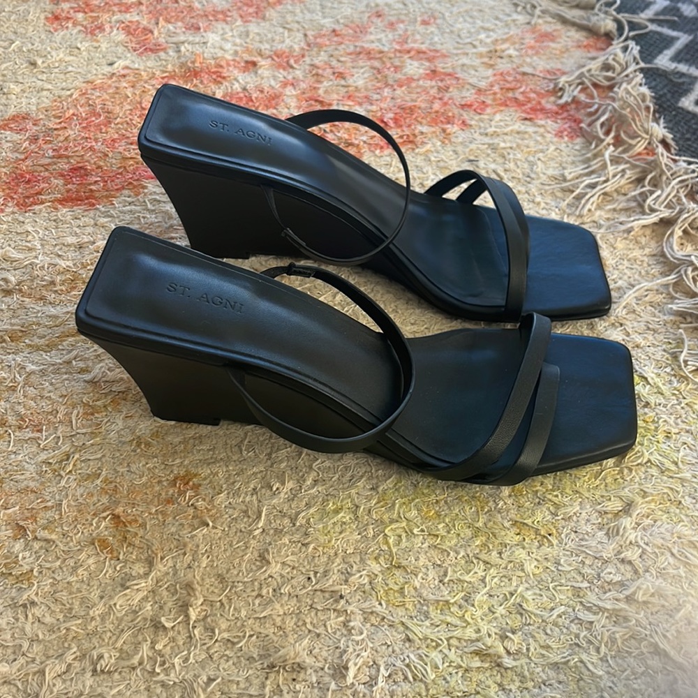St. Agni Black Strappy Wedge Sandals - Picture 3 of 5